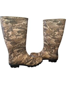 UGG Shaye Tall Rain Boots Clear Botanical Print Size 8